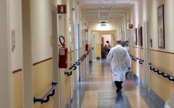 Asilo Tropea, bimbi ricoverati in buone condizioni: infezione per diversi batteri, l’ipotesi