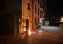 Attentato incendiario a Enego contro Adriano Cappellari, politica e istituzioni difendono il giovane cronista minacciato Attentato incendiario a Enego contro Adriano Cappellari (foto da Il Giornale di Vicenza)