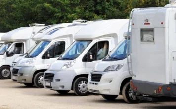 Schio, stop a bivacchi e campeggi abusivi: arriva l’ordinanza del sindaco Vicenza camper ordinanza bivacchi Schio