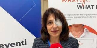 Cancro seno, oncologa Arpino: “Percorsi uniformi per accesso ai test genomici”