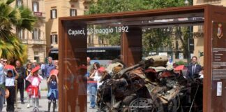 Capaci, 34 anni fa la strage: studenti, avvocati e magistrati insieme per non dimenticare