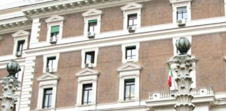 Choc al Viminale, dipendente si lancia dal quarto piano e muore