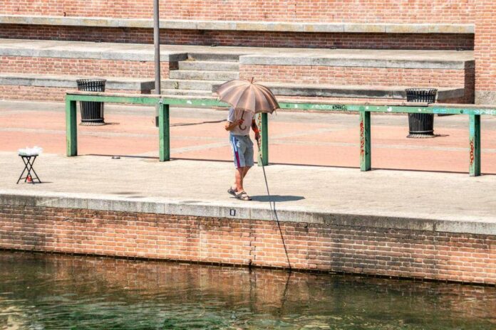 Esplode l’estate, torna il bollettino caldo del ministro della Salute