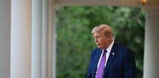 Iran, Trump minaccia di nuovo Teheran. E convoca i consiglieri della sicurezza