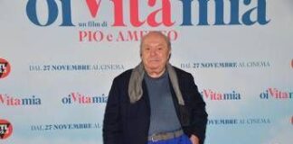 Lino Banfi: “Pensai al suicidio, mio fratello lo capì e mi salvò”
