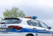 Roma, investe donna con passeggino e fugge: bimba illesa e lei ferita. Denunciato 20enne