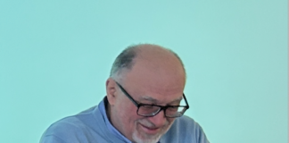 Un liceo per Thiene, Daniele Fioravanzo racconta il libro sul Corradini: “La scuola è la storia del territorio” Daniele Fioravanzo, autore e coordinatore degli autori di "Un liceo per Thiene", la storia del Liceo Corradini