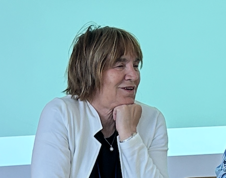 Raffaella Corrà, autrice e coordinatrice degli autori di "Un liceo per Thiene", la storia del Liceo Corradini Raffaella Corrà, autrice e coordinatrice degli autori di "Un liceo per Thiene", la storia del Liceo Corradini