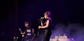 L’altra sera… Che Sera! Sold out e grandi emozioni per l’esordio dello showcase di Ilaria Gusella, ovvero la lirica nel pop Serata scintillante per il debutto dello showcase di Ilaria Gusella (foto di Federica Zanini per ViPiu.i)