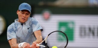 Sinner al ‘Giorgio Armani Tennis Classic’: programma, orari e dove vederlo in tv (in chiaro)