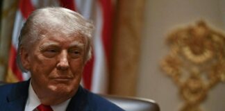 Trump annuncia: “Guerra economica all’Iran”. E minaccia sanzioni contro chi aiuta Teheran