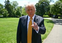Trump tifoso alle Finali Nba, in tribuna per Knicks-Spurs a New York