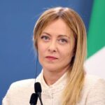 Ucraina, Meloni: “Sostegno a Kiev e pressione sulla Russia. Ue individui figura autorevole per negoziato”