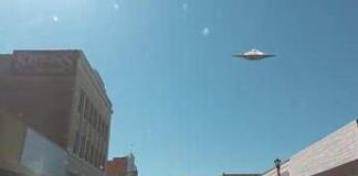 Ufo, Pentagono svela foto e documenti. Trump: “Decidete voi che diavolo succede”