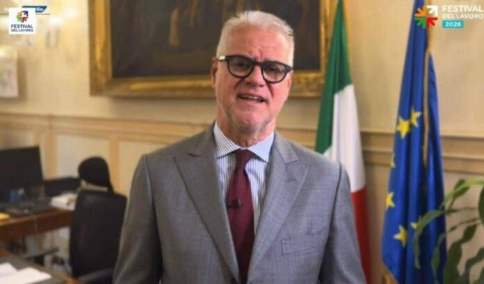 Zangrillo:”Per la Pa l’Ai è strumento strategico per modernizzare i processi”