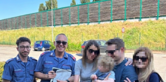 Altavilla Vicentina, bimbo di un anno resta chiuso in auto sotto il sole: decisivo l’intervento di Carabinieri e Vigili del Fuoco Altavilla Vicentina