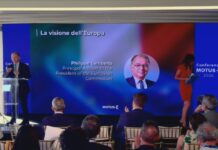 Auto, Lamberts: “Spetta ai legislatori decidere cosa fare per la competitività europea”