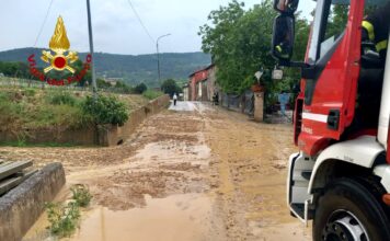 Maltempo nel Vicentino: frana a Brendola, chiusa via Dante Alighieri. Interventi dei Vigili del Fuoco in tutta la provincia Brendola frana