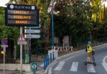 Caldo estremo in Francia, bambino di 3 anni trovato morto in auto