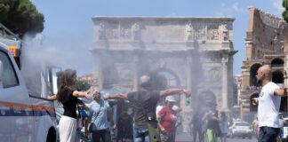 Caldo record, oggi 25 città in allerta rossa. L’allarme: 10mila morti in Europa tra giugno e luglio