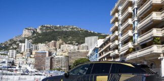 DS N°7, il debutto a Monaco anticipa l’arrivo del SUV elettrico