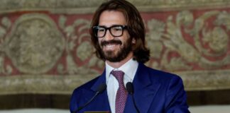 Delfin, Lmdv non partecipa ad assemblee 30 giugno: “Board inerte”
