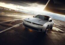 Dodge Charger torna in Europa, opzione multi-energia per la storica muscle car