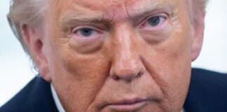 Donald Trump compie 80 anni, festa di compleanno alla Casa Bianca per il presidente Usa
