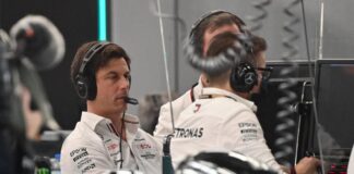 Formula 1, Wolff: “Arrabbiato per ritiro Antonelli, Hamilton è rivale per titolo”