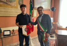 Vicenza, vince la Gara nazionale del Turismo: Alessio Magon riceve i complimenti del sindaco Giacomo Possamai e Alessio Magon