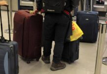 Il senatore Menia e il diverbio con la coppia gay a Fiumicino: “Siate educati”, “Omofobo”
