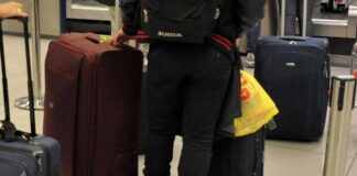 Il senatore Menia e il diverbio con la coppia gay a Fiumicino: “Siate educati”, “Omofobo”