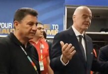 Infantino elogia l’Iran ai Mondiali, il ct e il capitano Taremi replicano: “Trattati malissimo”