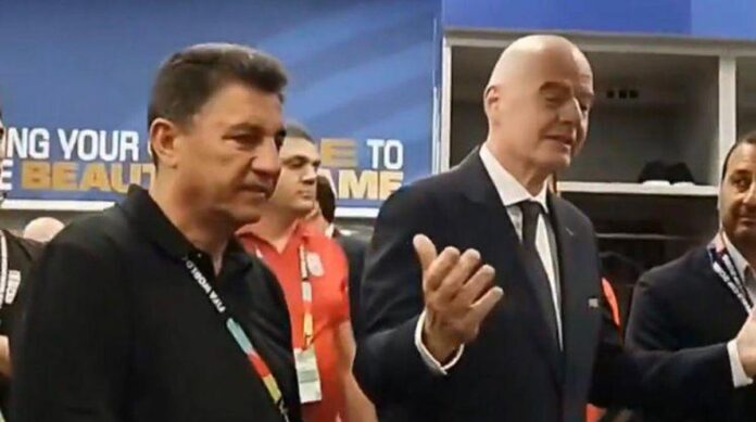 Infantino elogia l’Iran ai Mondiali, il ct e il capitano Taremi replicano: “Trattati malissimo”