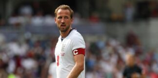 Inghilterra-Ghana, lo stregone africano pronto a ‘maledire’ Kane ai Mondiali: “Lo fermerò”