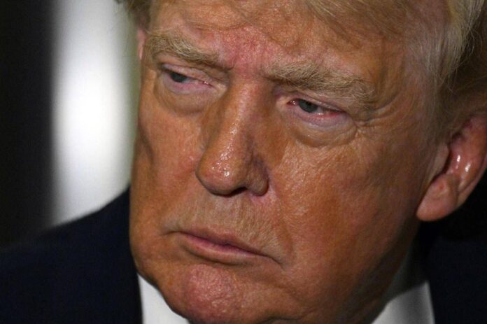 Iran, Trump frustrato da stallo torna a scegliere le bombe per piegare Teheran: l’analisi