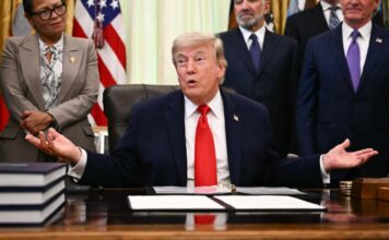 Iran- Usa, Trump: “Accordo sarà firmato domani, subito dopo Hormuz sarà riaperto”