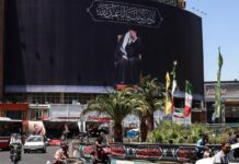 Iran-Usa, “consiglieri Trump sorpresi da annuncio accordo ancora in fase di discussione”: il retroscena. Alt di Teheran sul Libano