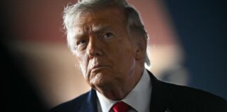 Iran-Usa, scatta il countdown per firma accordo. Trump: “Hormuz sarà aperto subito dopo”