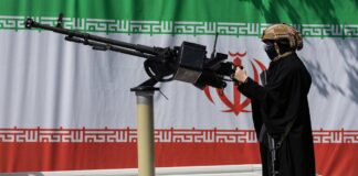 Iran, la risposta ai raid di Trump: Teheran attacca obiettivi Usa