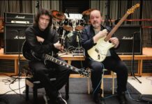Le chitarre di Hackett e Rothery insieme in un disco. E il tocco magico è di un italiano