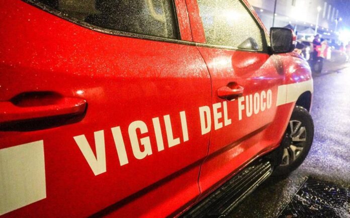 Livorno, crolla il balcone: 56enne precipita per dieci metri e muore