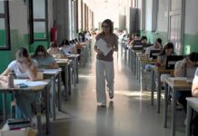 Maturità 2026, al via l’esame con la prova di italiano per 527mila studenti