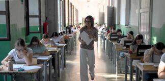 Maturità 2026, al via l’esame con la prova di italiano per 527mila studenti