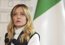 Meloni chiama Curtis: “Tanto, tanto orgoglio, davvero complimenti”
