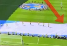Mondiali, addetto Fifa intrappolato nella bandiera e ‘salvato’