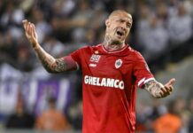 Nainggolan ancora nei guai: guida senza patente, passa con il rosso e sfiora una pattuglia della polizia