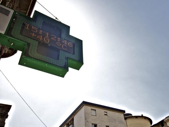 Non solo per contrastare il caldo, ecco i 5 falsi miti sul magnesio spiegati dall’esperto