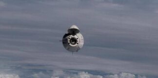 Perdita d’aria sulla Stazione Spaziale, la Nasa agli astronauti: “Tornate su Iss”