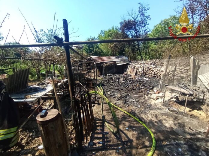 Piovene Rocchette incendio anziano ustionato baracca piovene ustionato